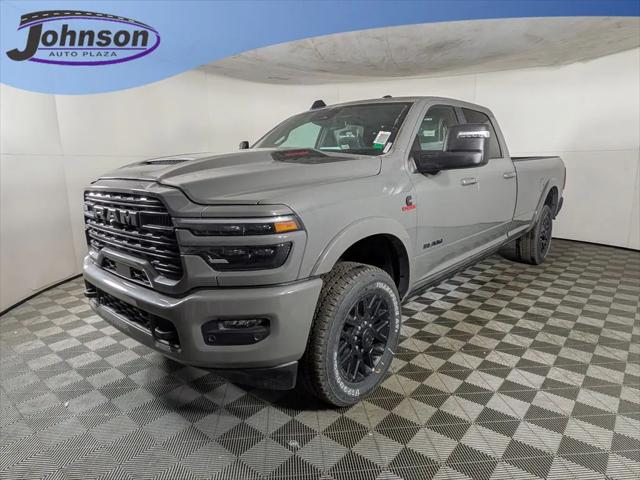 2026 RAM Ram 3500 RAM 3500 LIMITED CREW CAB 4X4 8 BOX