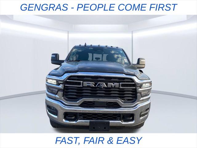 2026 RAM 3500 RAM 3500 BIG HORN CREW CAB 4X4 64 BOX