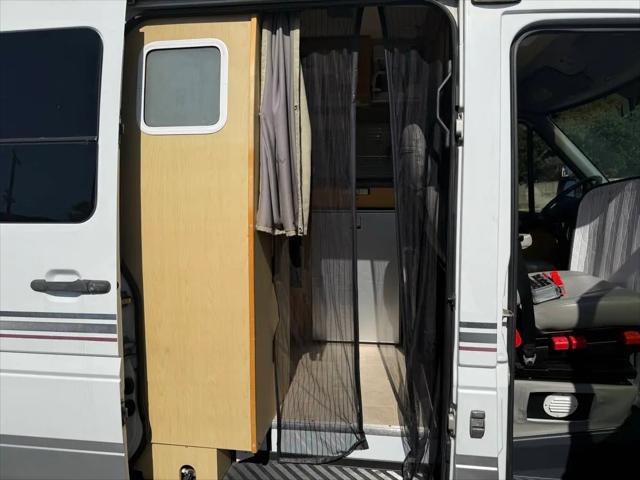2006 Dodge Sprinter SHC