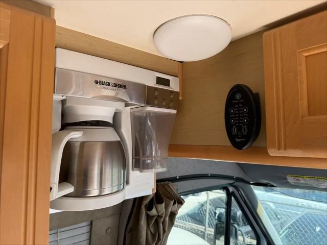 2006 Dodge Sprinter SHC