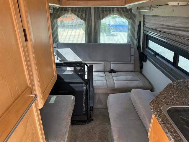 2006 Dodge Sprinter SHC