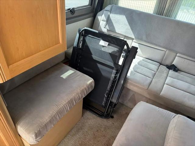 2006 Dodge Sprinter SHC