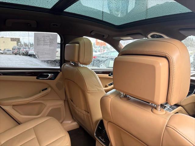 2016 Porsche Macan S