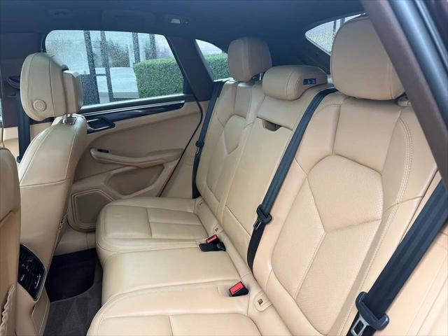 2016 Porsche Macan S
