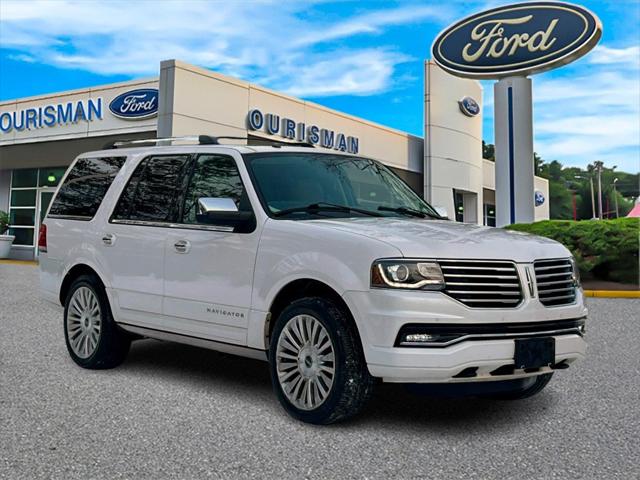 2015 Lincoln Navigator Base 2015 Lincoln Navigator Base
