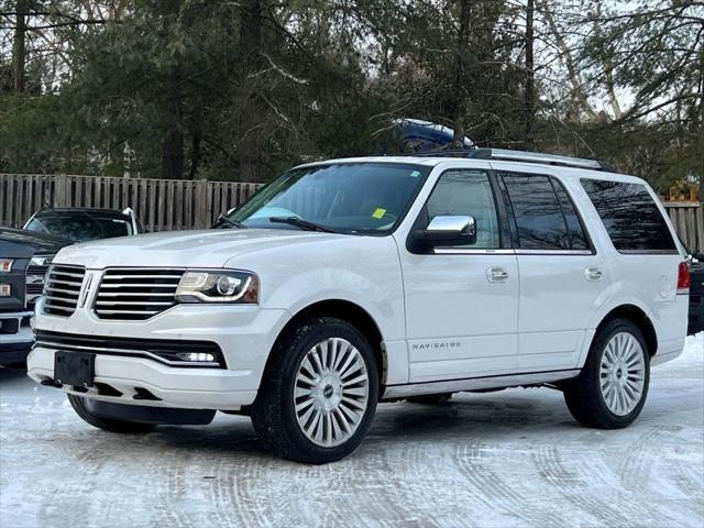 2015 Lincoln Navigator Base 2015 Lincoln Navigator Base
