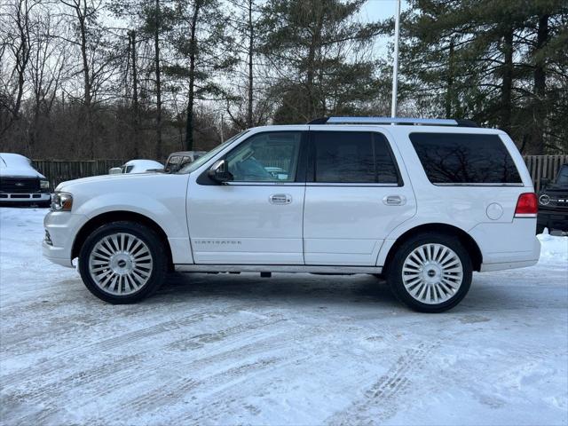 2015 Lincoln Navigator Base 2015 Lincoln Navigator Base