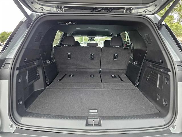 2026 Chevrolet Traverse AWD LT