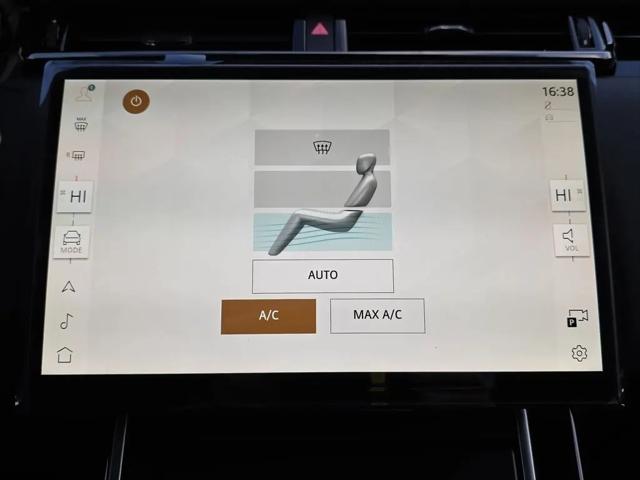 2026 Land Rover Range Rover Velar P250 Dynamic SE