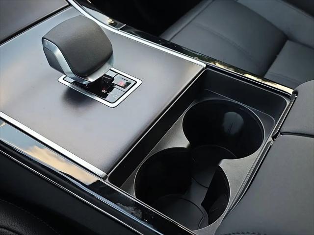 2026 Land Rover Range Rover Velar P250 Dynamic SE