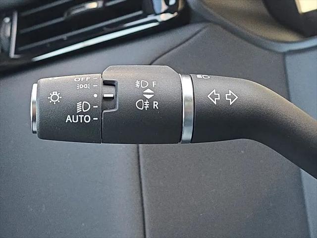 2026 Land Rover Range Rover Velar P250 Dynamic SE