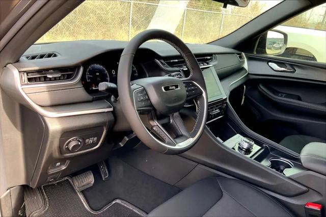 2026 Jeep Grand Cherokee L Altitude 4x4