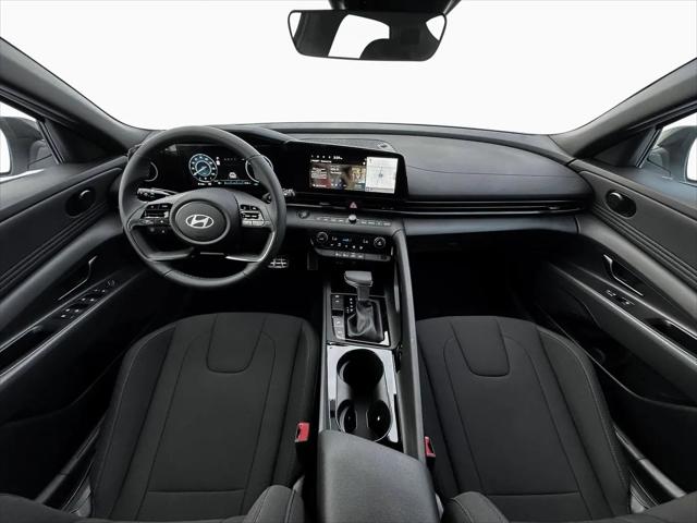2025 Hyundai Elantra Hybrid SEL Sport