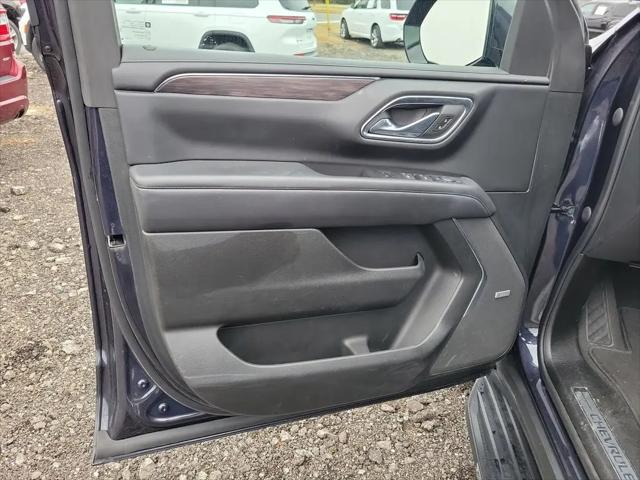 2023 Chevrolet Suburban 2WD LT