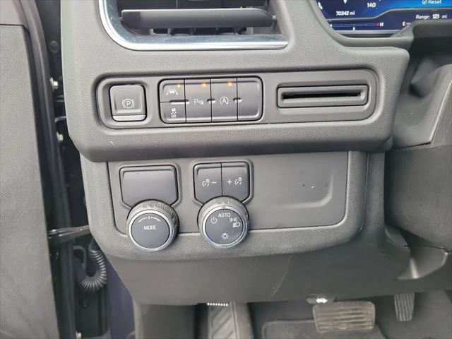 2023 Chevrolet Suburban 2WD LT