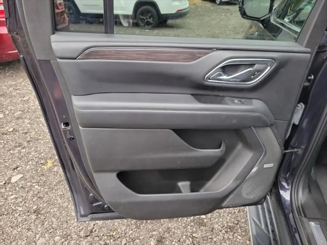 2023 Chevrolet Suburban 2WD LT