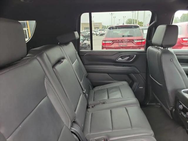 2023 Chevrolet Suburban 2WD LT