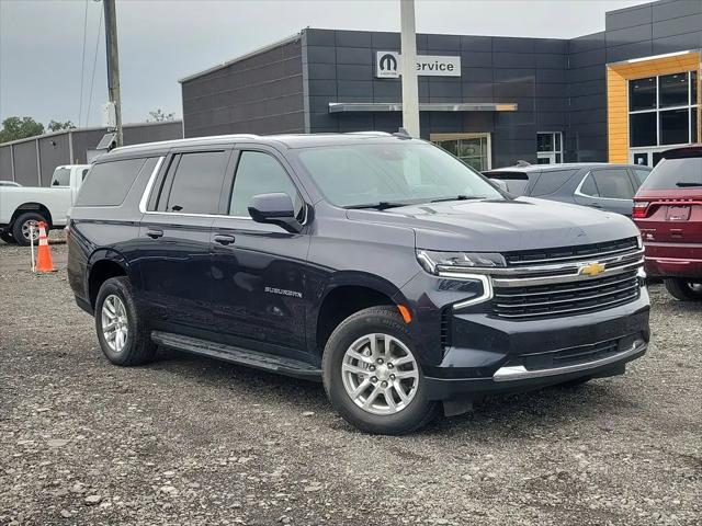 2023 Chevrolet Suburban 2WD LT