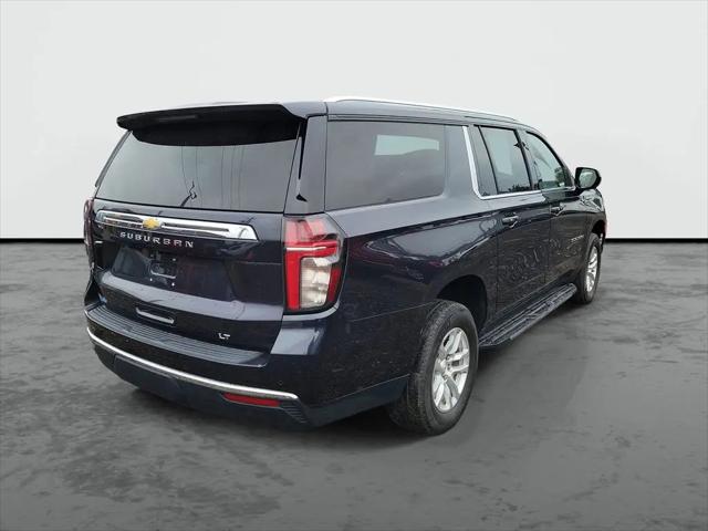 2023 Chevrolet Suburban 2WD LT