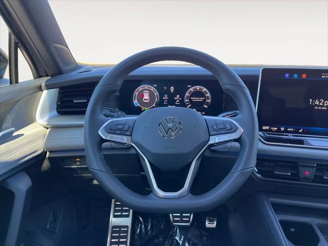 2026 Volkswagen Tiguan SE R-Line Black