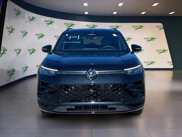 2026 Volkswagen Tiguan SE R-Line Black