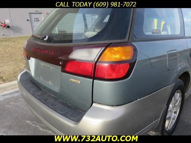 2002 Subaru Outback Base