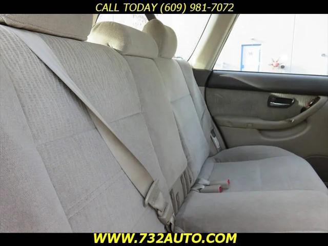 2002 Subaru Outback Base