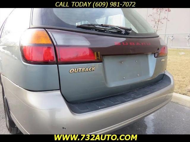 2002 Subaru Outback Base