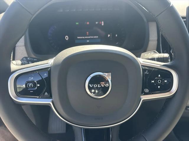 2026 Volvo XC90 Core, B6 AWD Gas (mild hybrid), Gasoline, Bright, 7 Seats
