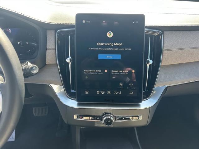 2026 Volvo XC90 Core, B6 AWD Gas (mild hybrid), Gasoline, Bright, 7 Seats