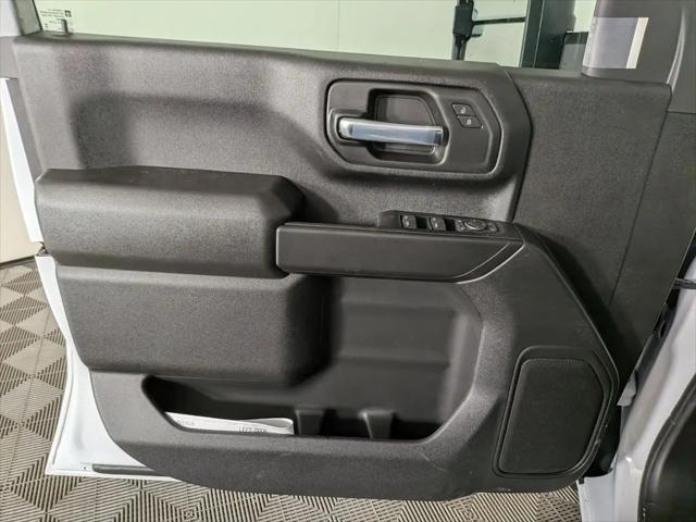 2026 GMC Sierra 2500HD Crew Cab, Long Bed, Pro, 4WD