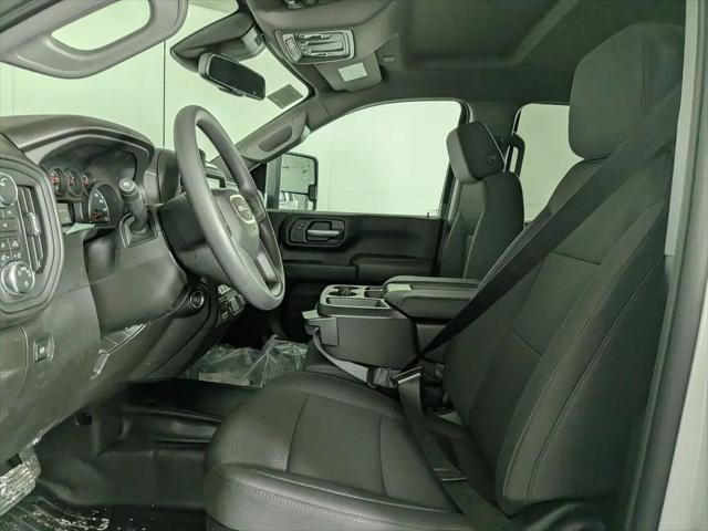 2026 GMC Sierra 2500HD Crew Cab, Long Bed, Pro, 4WD