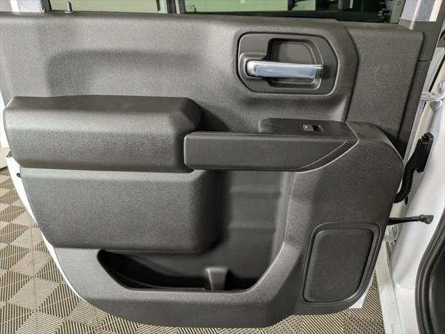 2026 GMC Sierra 2500HD Crew Cab, Long Bed, Pro, 4WD