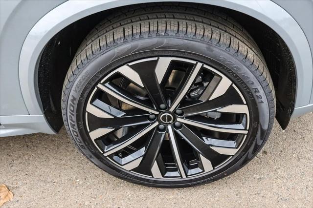 2026 Volvo XC90 Plus, B5 AWD Gas (mild hybrid), Gasoline, Bright, 7 Seats