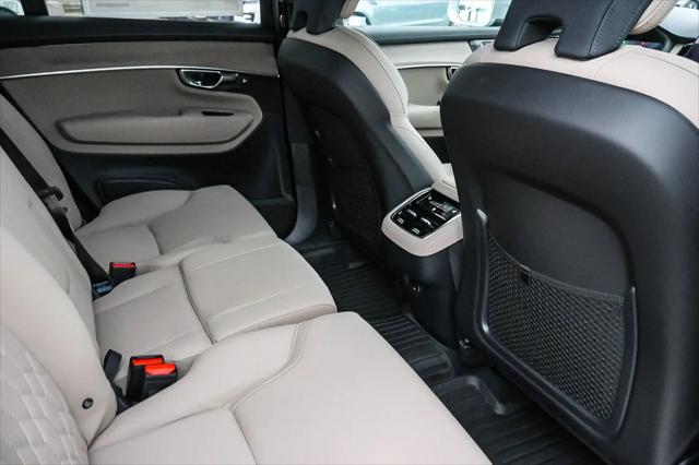 2026 Volvo XC90 Plus, B5 AWD Gas (mild hybrid), Gasoline, Bright, 7 Seats