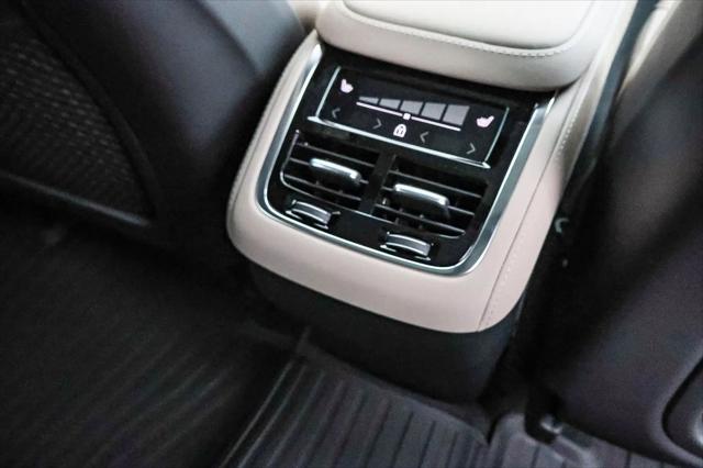 2026 Volvo XC90 Plus, B5 AWD Gas (mild hybrid), Gasoline, Bright, 7 Seats