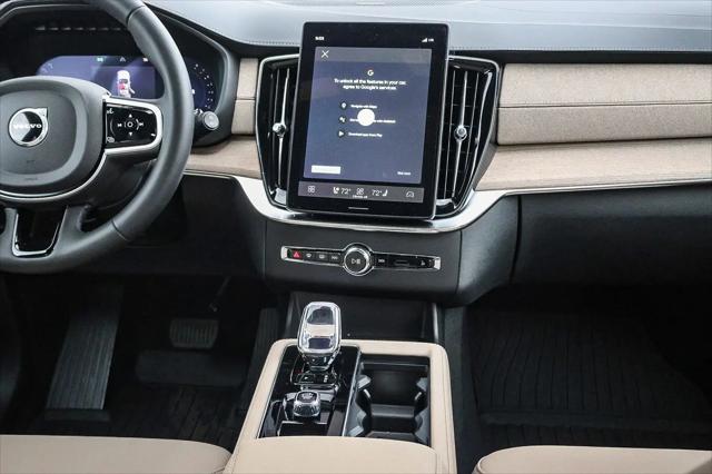 2026 Volvo XC90 Plus, B5 AWD Gas (mild hybrid), Gasoline, Bright, 7 Seats