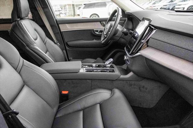 2026 Volvo XC90 Ultra, B6 AWD Gas (mild hybrid), Gasoline, Bright, 7 Seats