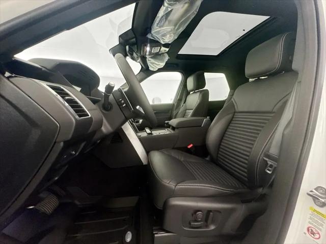 2026 Land Rover Discovery S