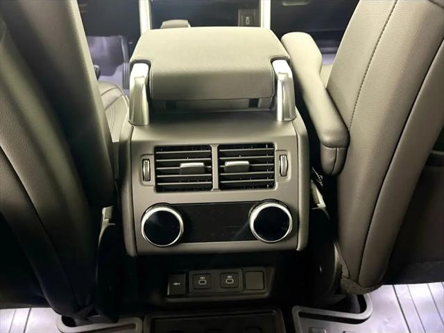 2026 Land Rover Discovery S