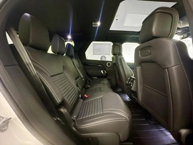 2026 Land Rover Discovery S