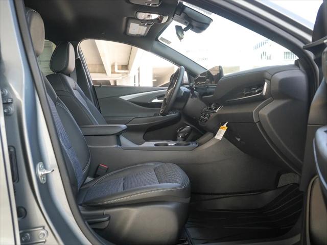 2026 Buick NV Preferred FWD