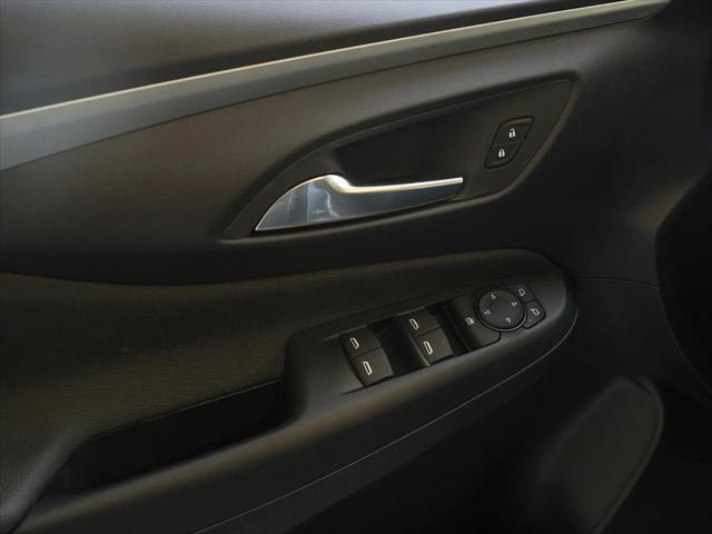 2026 Buick NV Preferred FWD