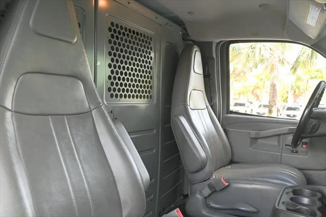 2022 Chevrolet Express Cargo Van RWD 3500 Extended Wheelbase WT