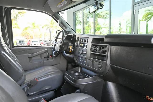 2022 Chevrolet Express Cargo Van RWD 3500 Extended Wheelbase WT
