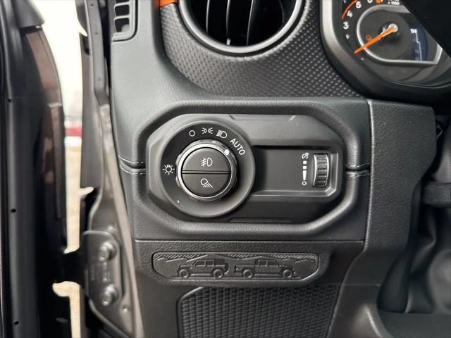 2026 Jeep Gladiator Sport