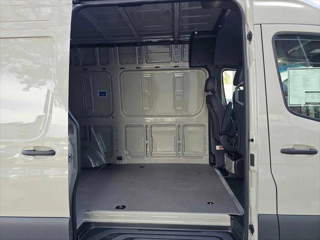 2026 Mercedes-Benz Sprinter 2500 Standard Roof 4-Cyl Diesel HO