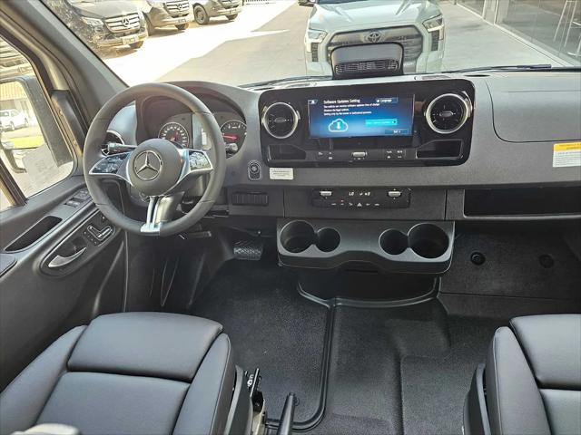 2026 Mercedes-Benz Sprinter 2500 Standard Roof 4-Cyl Diesel HO