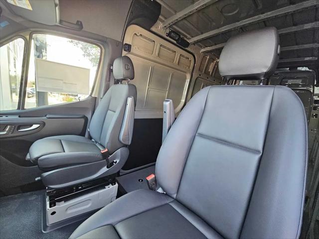 2026 Mercedes-Benz Sprinter 2500 Standard Roof 4-Cyl Diesel HO