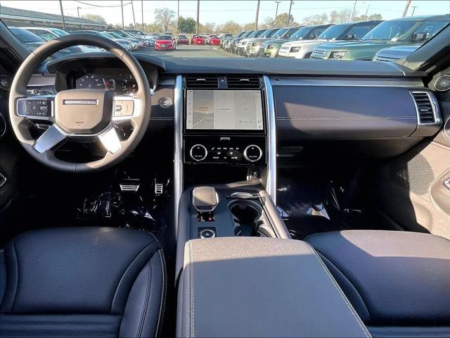 2026 Land Rover Discovery Gemini Edition